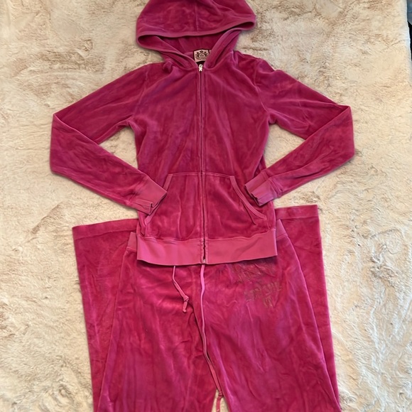 Juicy Couture Terry Cloth Tracksuit⭐️